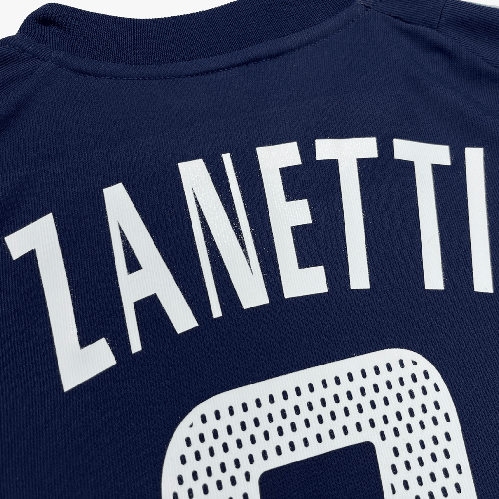 Argentina 2002-04 Away Zanetti #8 Shirt L