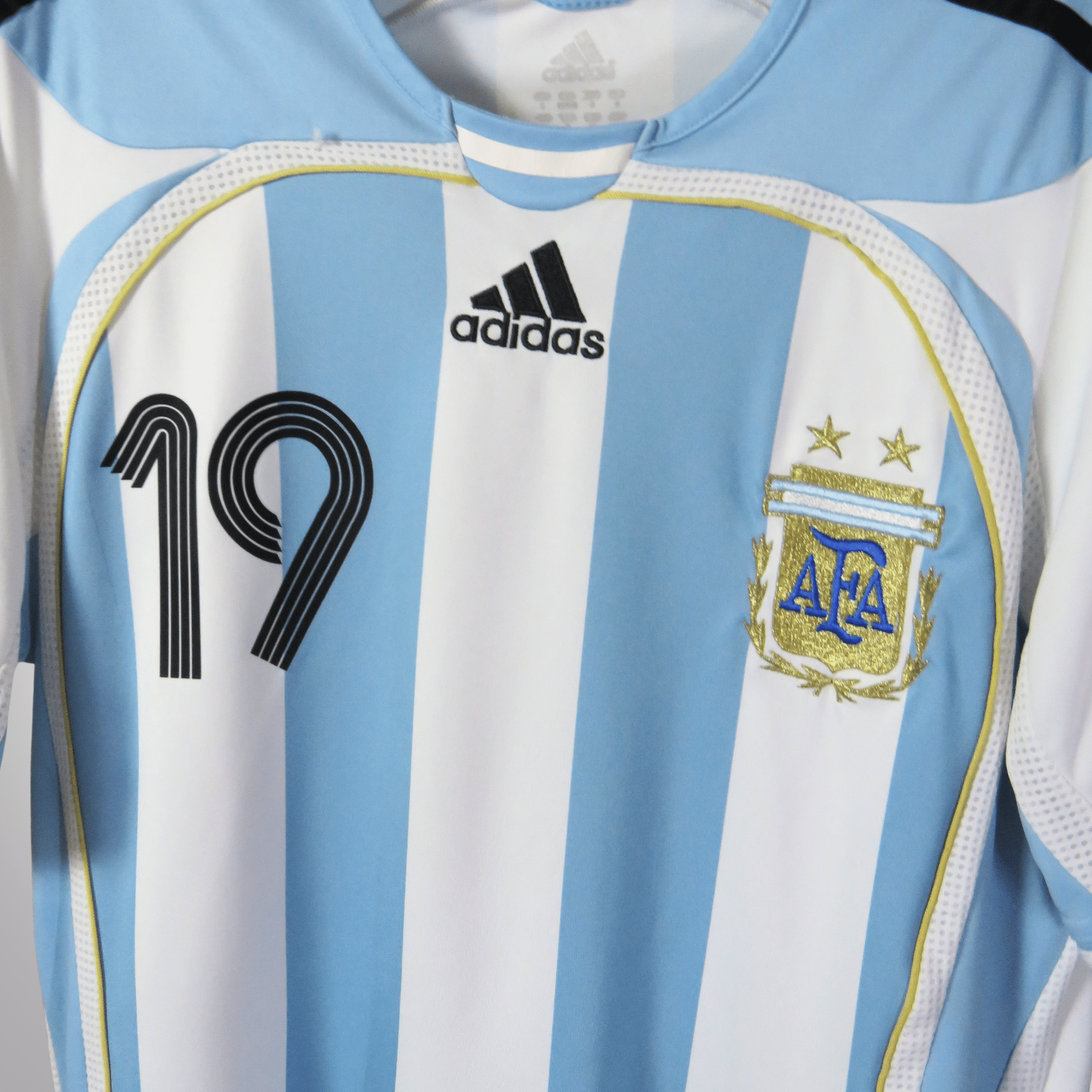 Argentina 2006-07 Home Messi #19 Shirt S