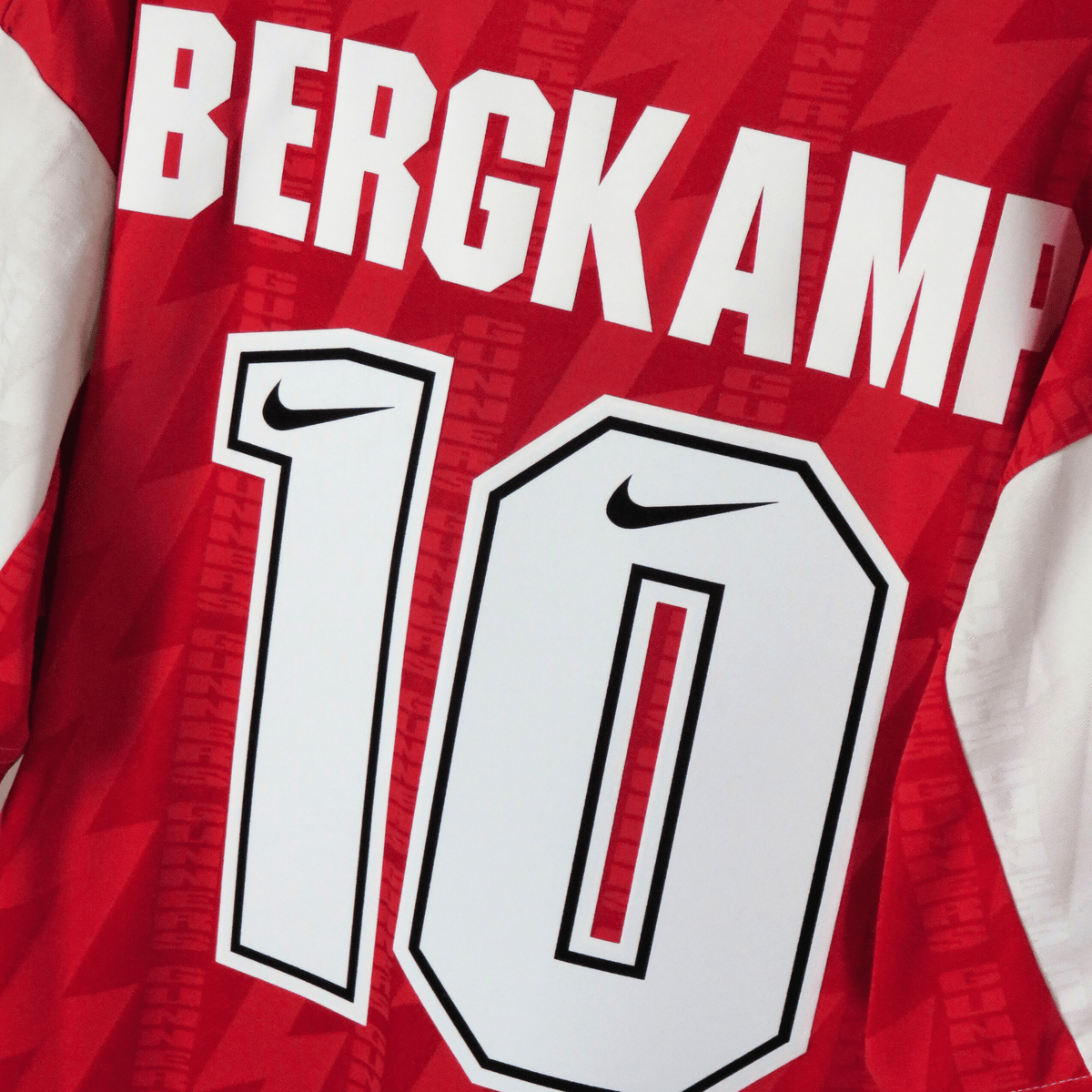 Retro Arsenal 1994-1996 Home football jersey by Nike, Bergkamp 10, size L | Nostalgic Football Shirts