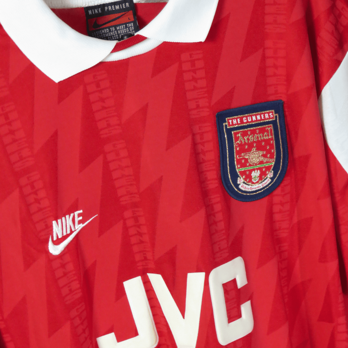 Original Arsenal 1994-1996 Home football shirt, size L, Bergkamp 10 | Nostalgic Football Shirts
