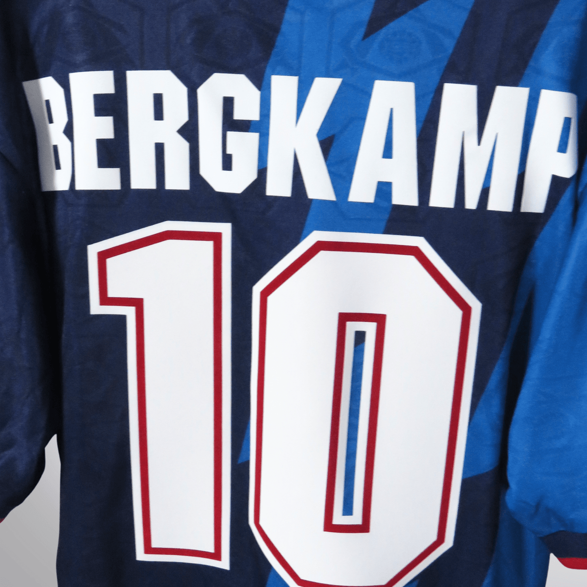 Retro Arsenal 1995-1996 Away football jersey by Nike, Bergkamp 10, size M | Nostalgic Football Shirts