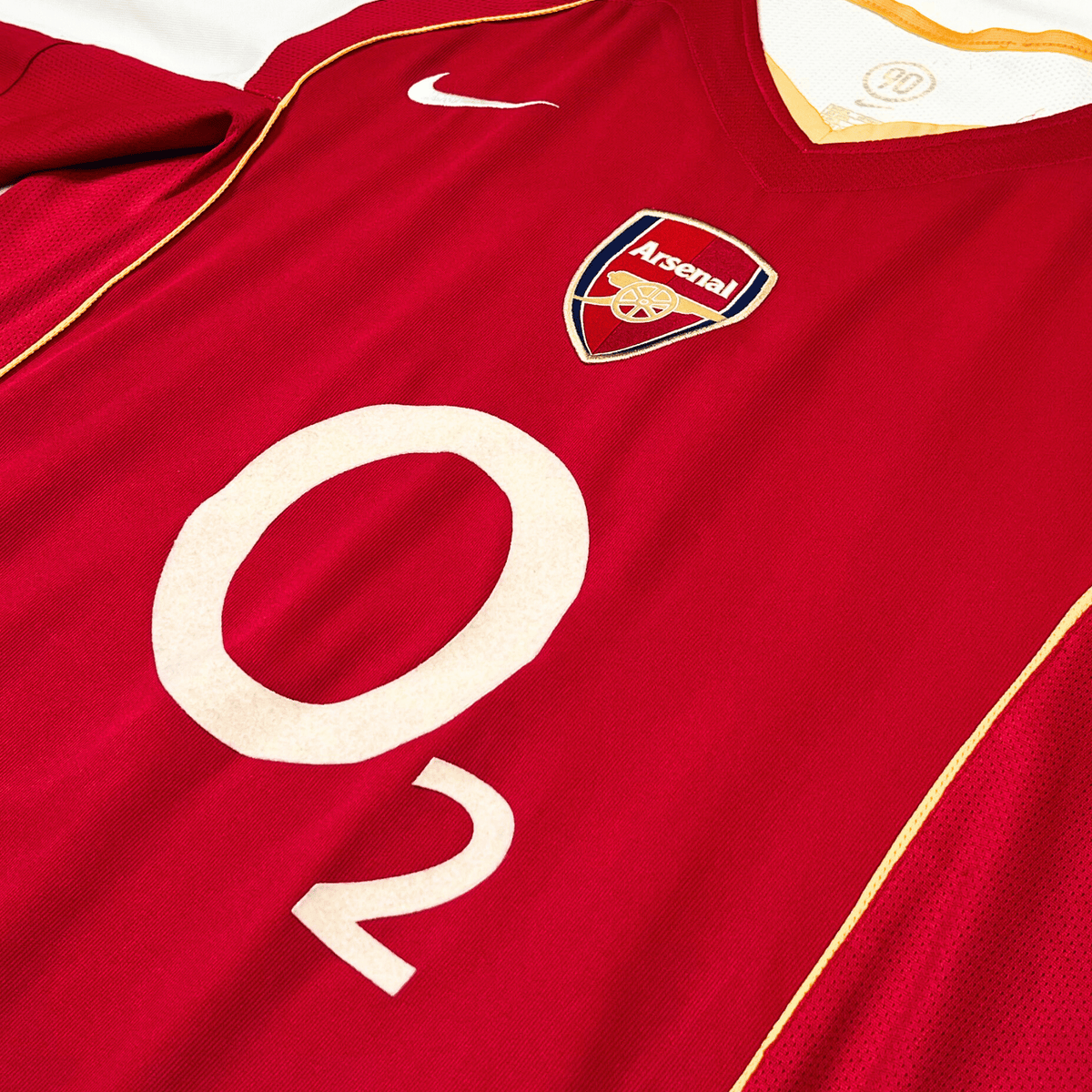 Original Arsenal 2004-2005 Home football shirt, size M | Nostalgic Football Shirts