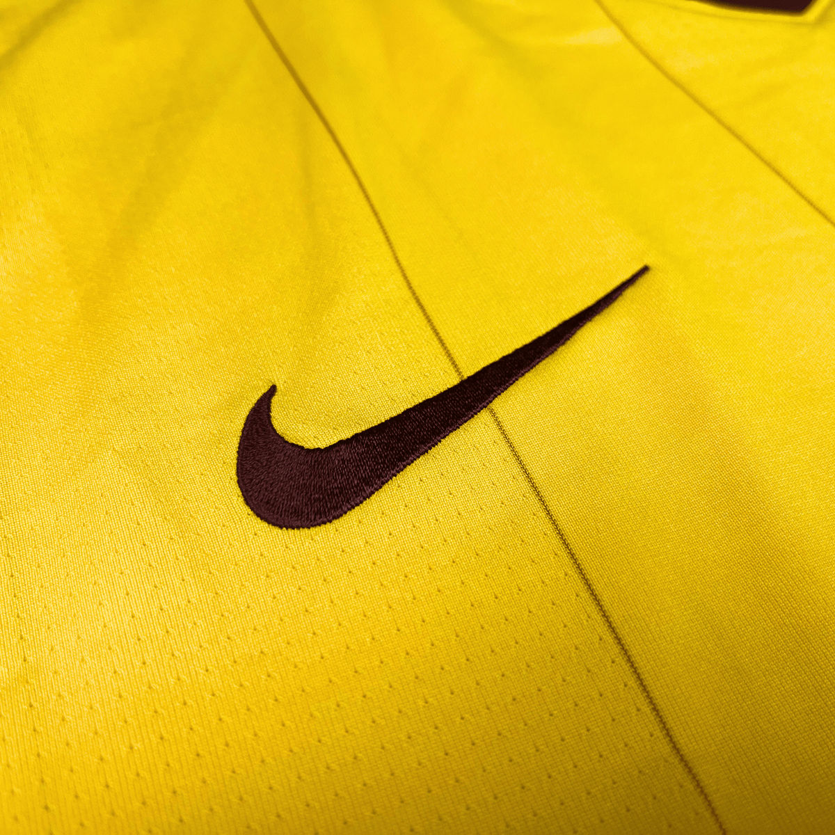 Arsenal 2010-11 Away Shirt M