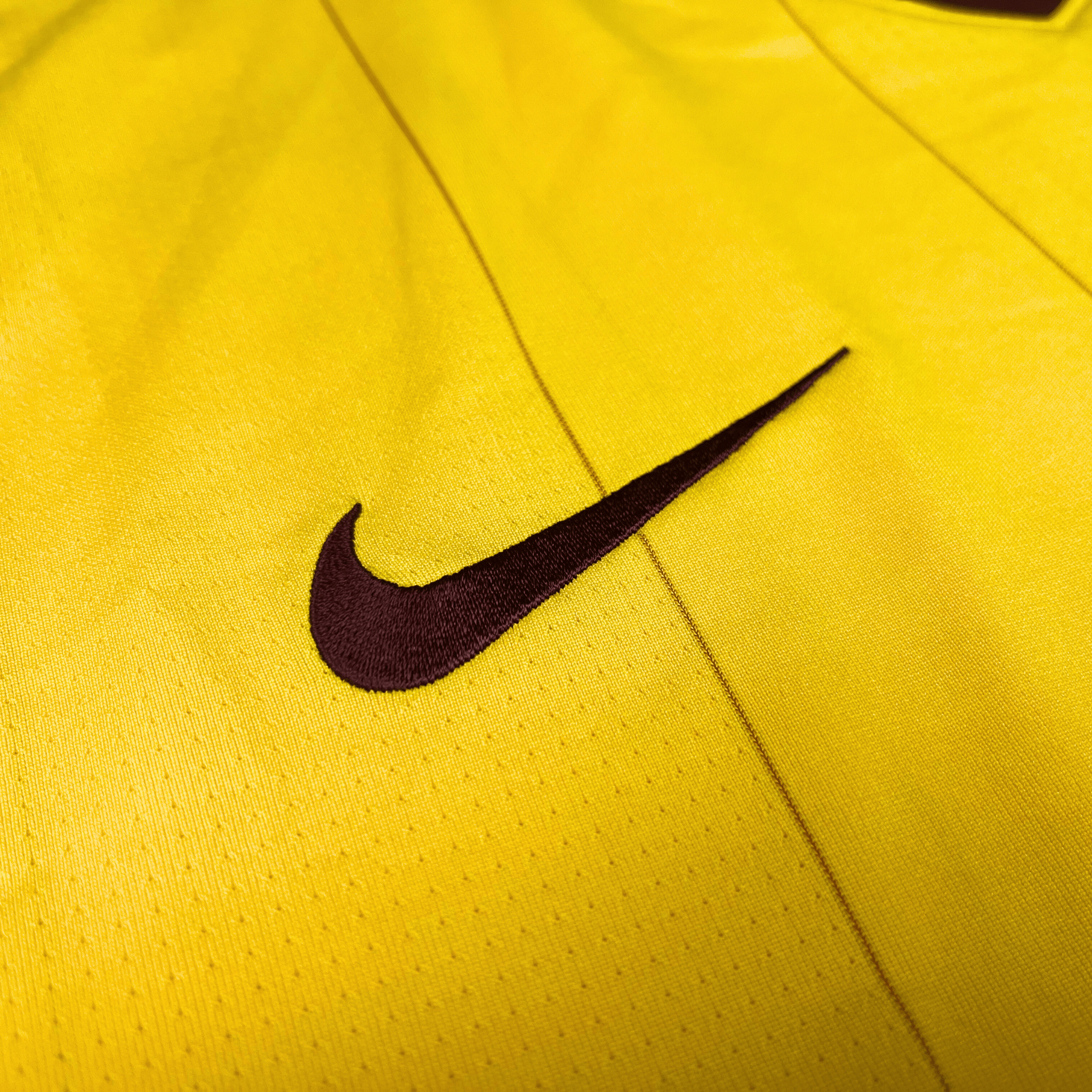 Arsenal 2010-11 Away Shirt M