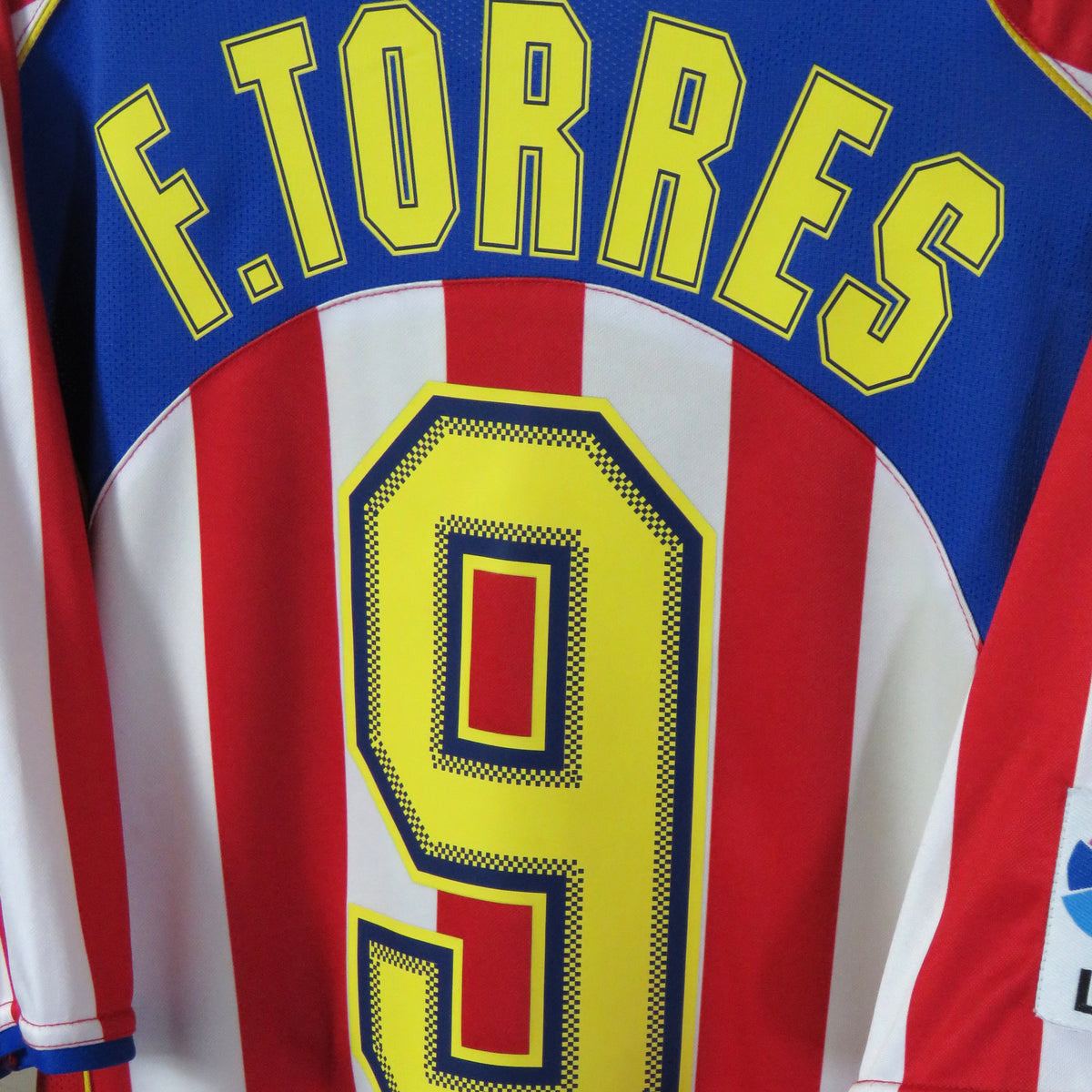 Atletico Madrid 2004-2005 Home shirt, Torres 9, Nike, size L, product code 118920 | Nostalgic Football Shirts