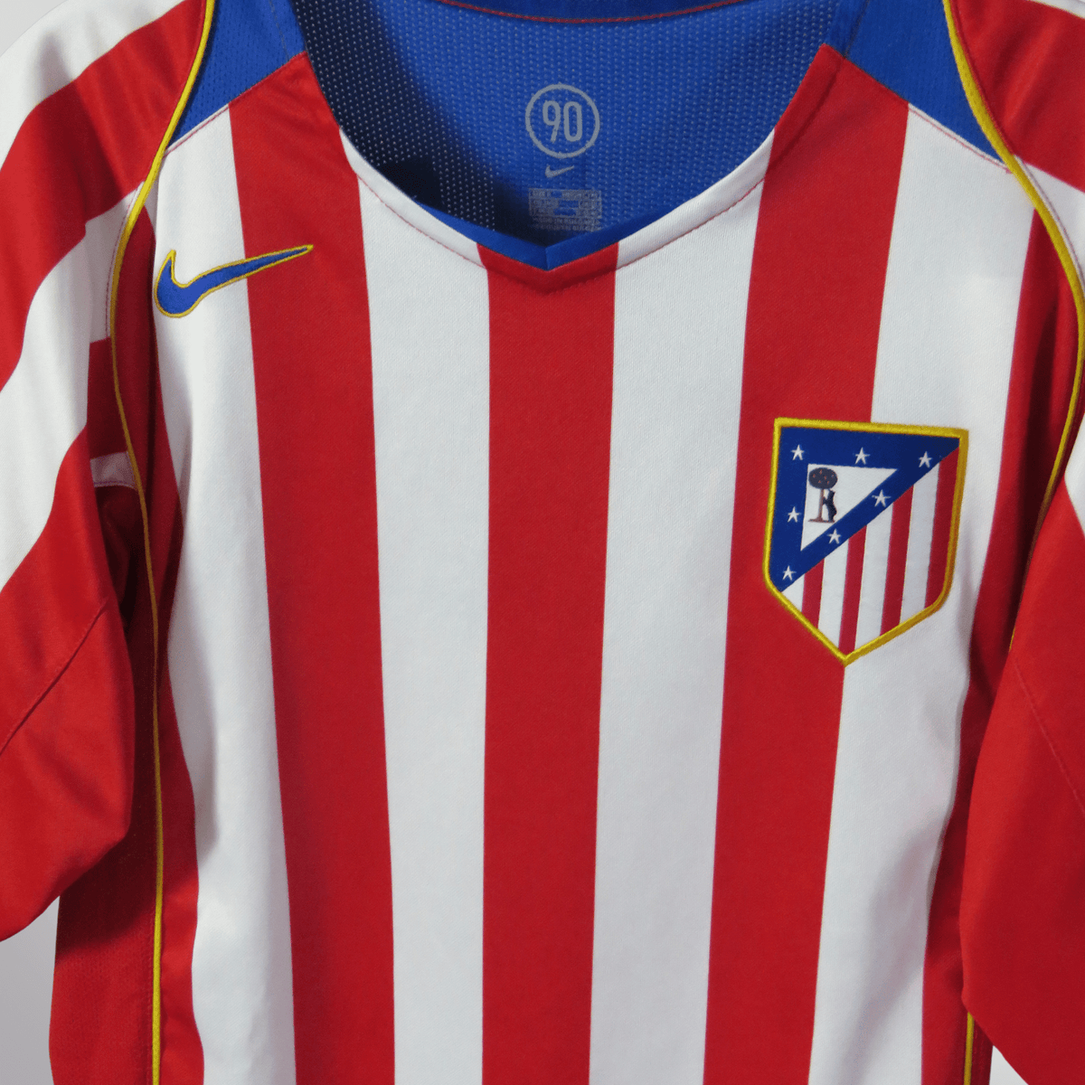 Original Atletico Madrid 2004-2005 Home football shirt, size S, Torres 9 | Nostalgic Football Shirts
