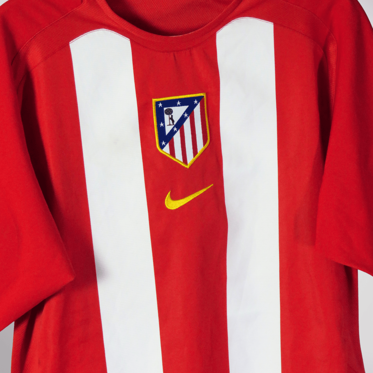 Original Atletico Madrid 2005-2006 Home football shirt, size S, Torres 9 | Nostalgic Football Shirts