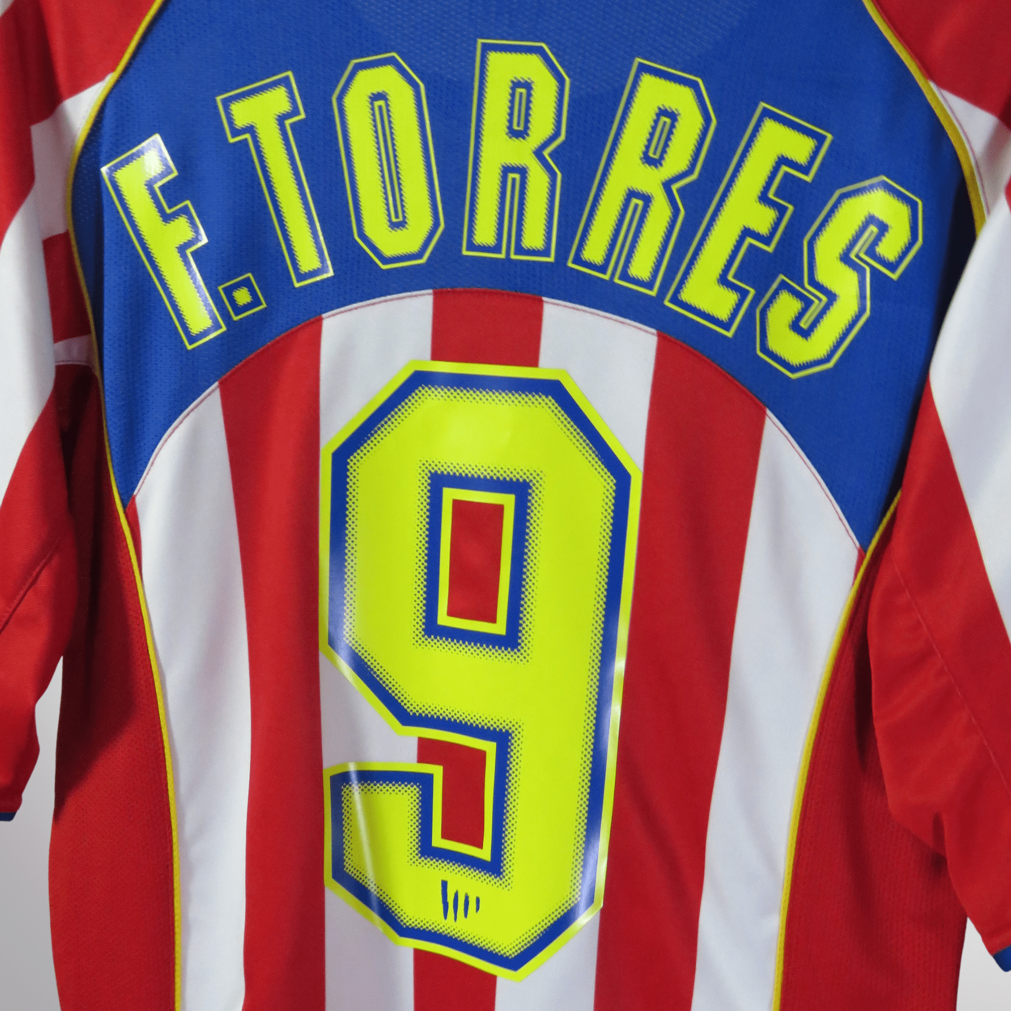 Atletico Madrid 2004-05 Home Torres #9 Shirt S