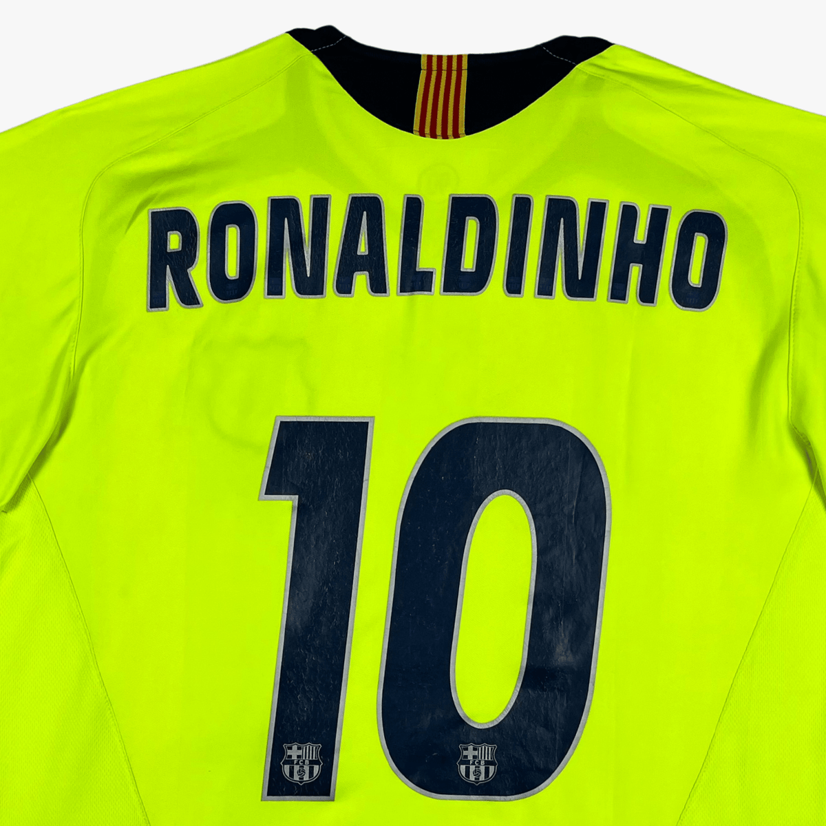 FC Barcelona 2005-06 Away 'Ronaldinho #10' Shirt L