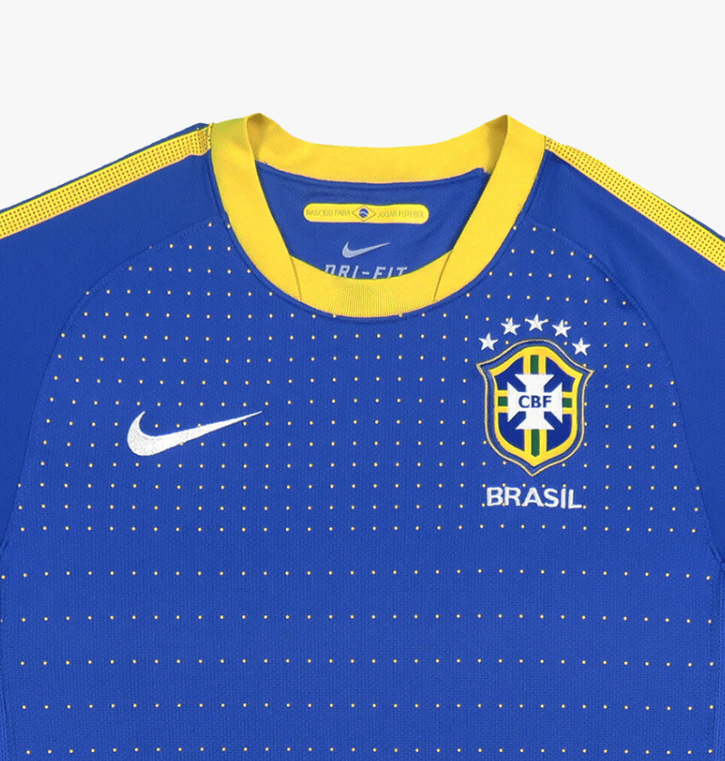 Brazil 2010-11 Away Shirt S