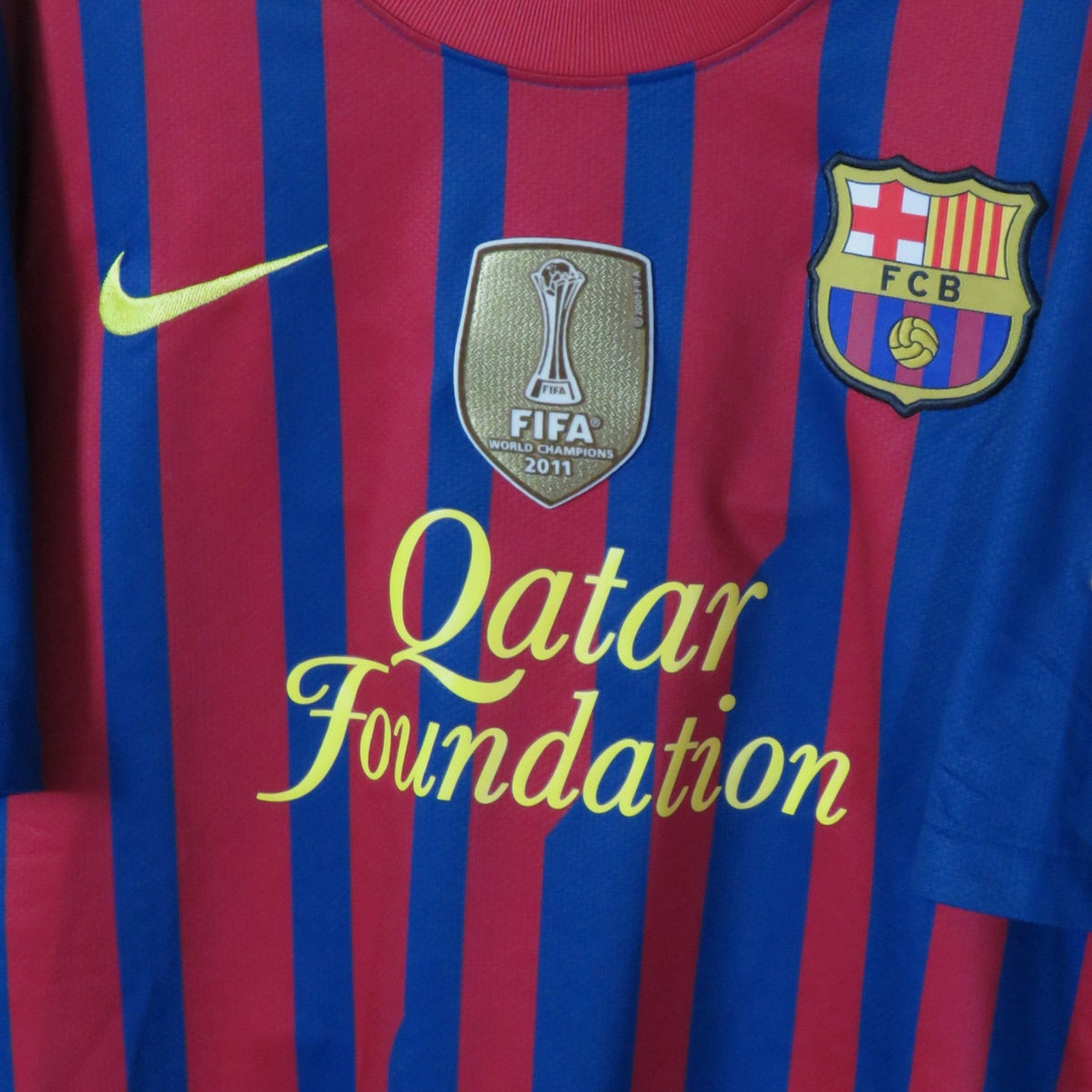 Original Barcelona 2011-2012 Home football shirt, size S, Xavi 6, product code 419877-488 | Nostalgic Football Shirts