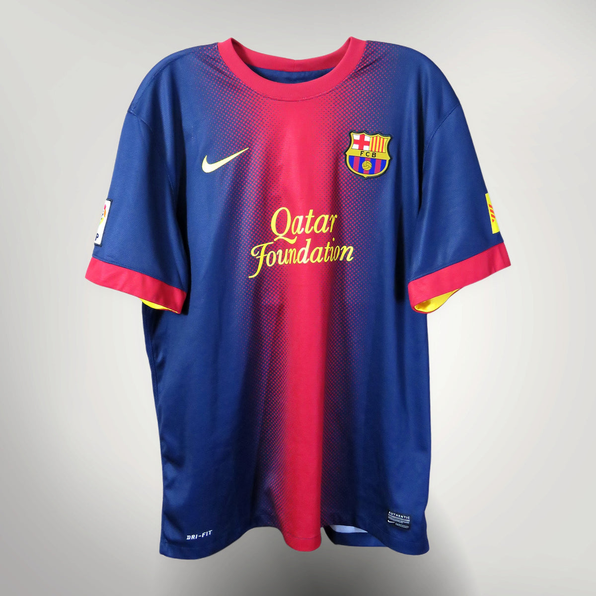 Barcelona 2012-2013 Home shirt, Messi 10, Nike, size XL, product code 478323-410 | Nostalgic Football Shirts
