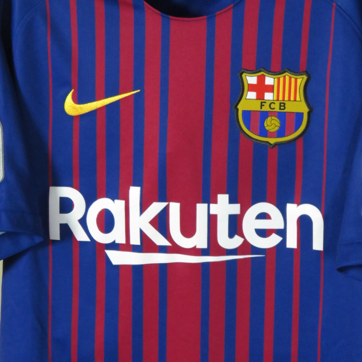 Original Barcelona 2017-2018 Home football shirt, size S, Messi 10, product code 847255-456 | Nostalgic Football Shirts