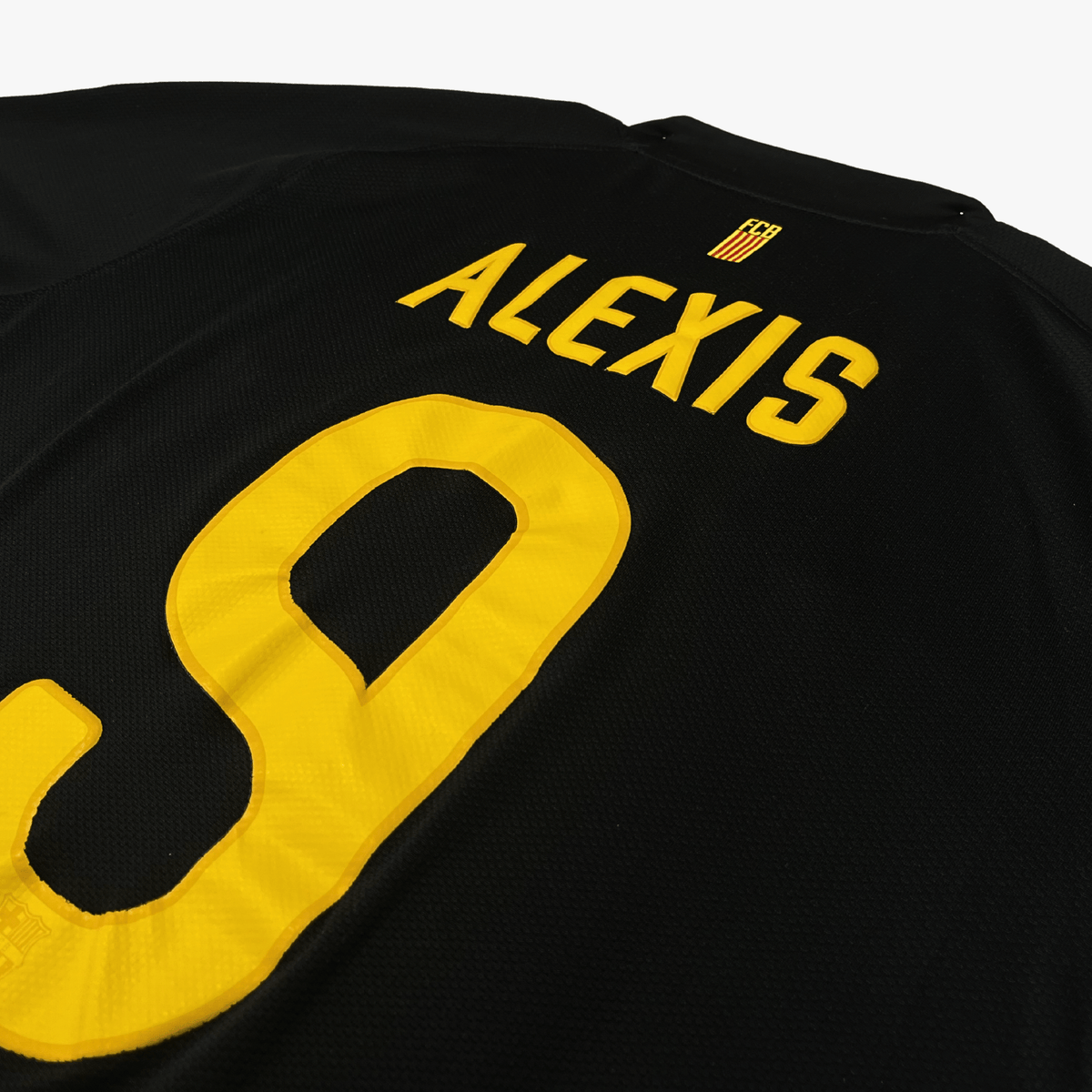FC Barcelona 2011-12 Away Alexis #9 Shirt L