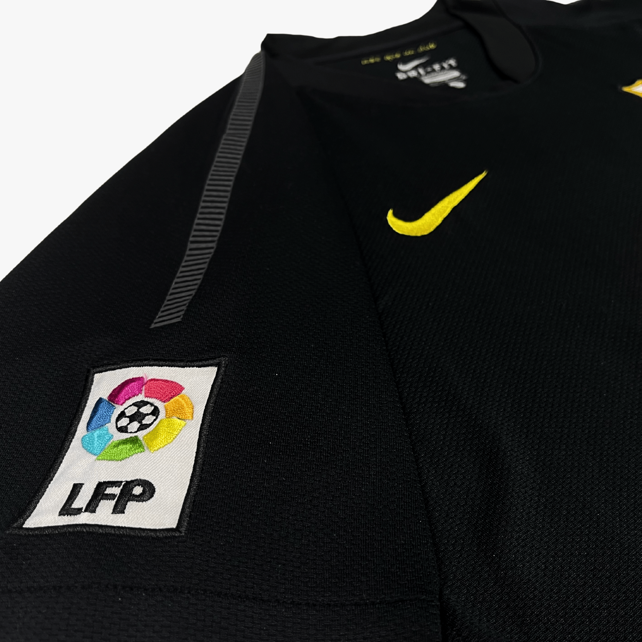 Barcelona 2011-12 Away Alexis #9 Shirt L