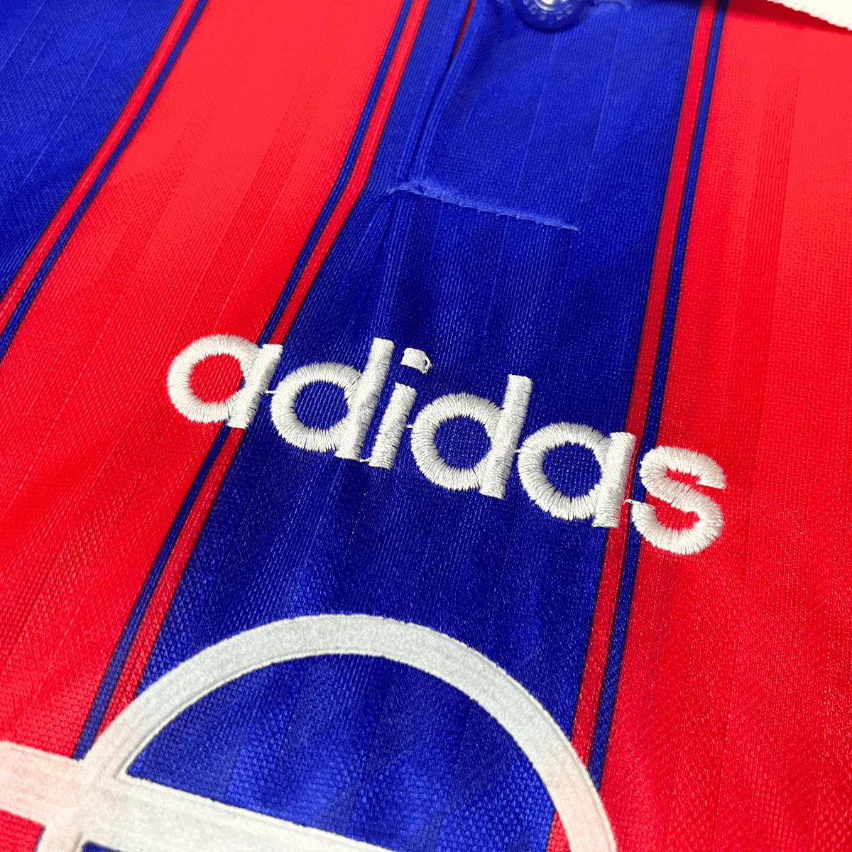 Vintage Bayern Munich 1995-1997 Home football shirt, size XL | Nostalgic Football Shirts