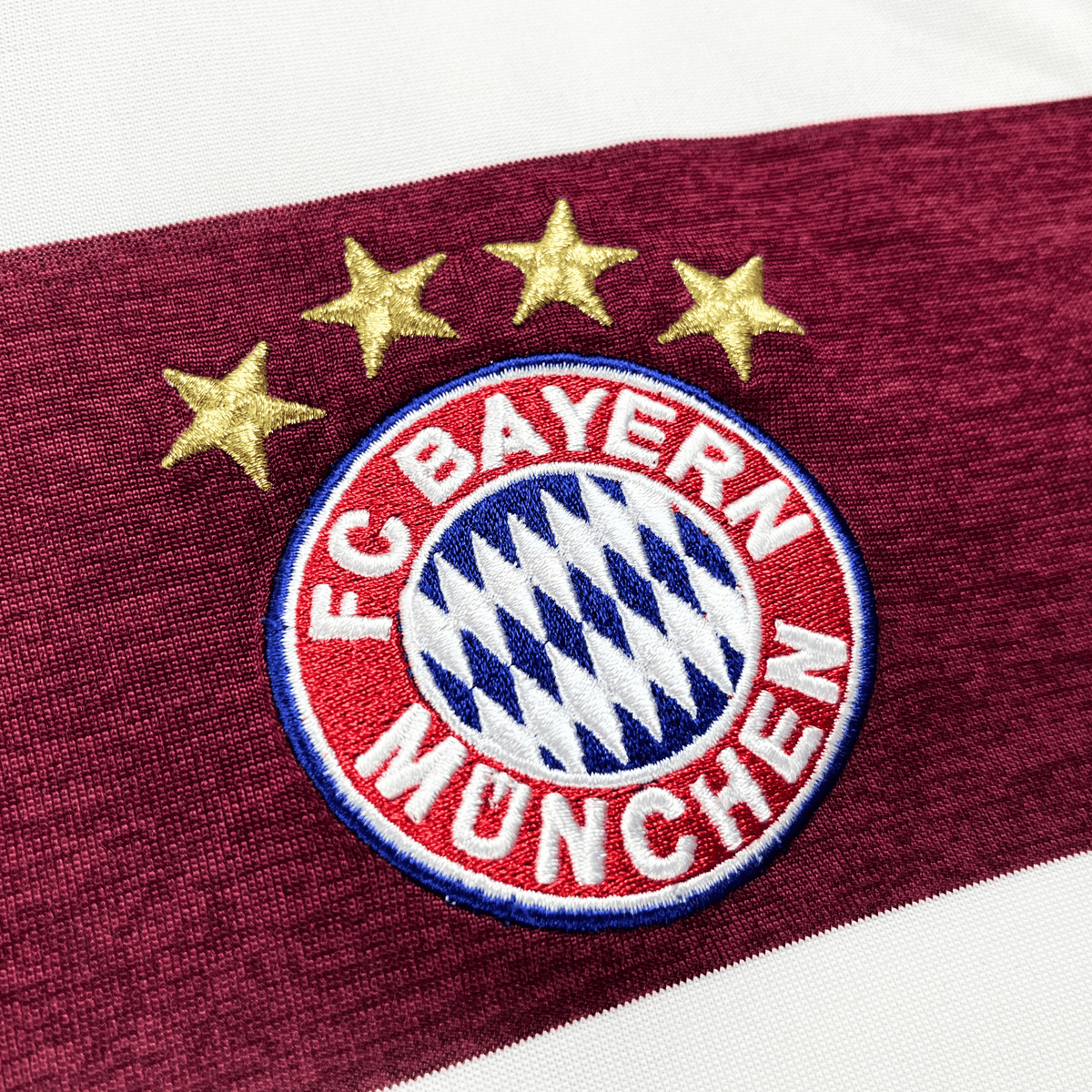 Original Bayern Munich 2014-2015 Away football shirt, size M, Pizarro 14 | Nostalgic Football Shirts