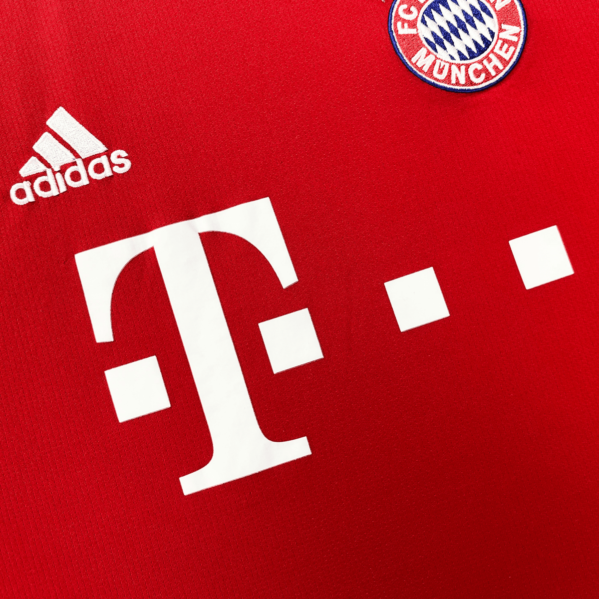Original Bayern Munich 2015-2016 Home football shirt, size S, Götze 19 | Nostalgic Football Shirts