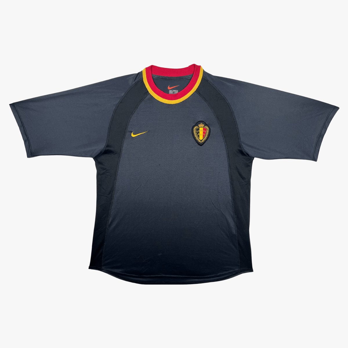 Vintage Belgium 2000-2002 Away football shirt, size S | Nostalgic Football Shirts