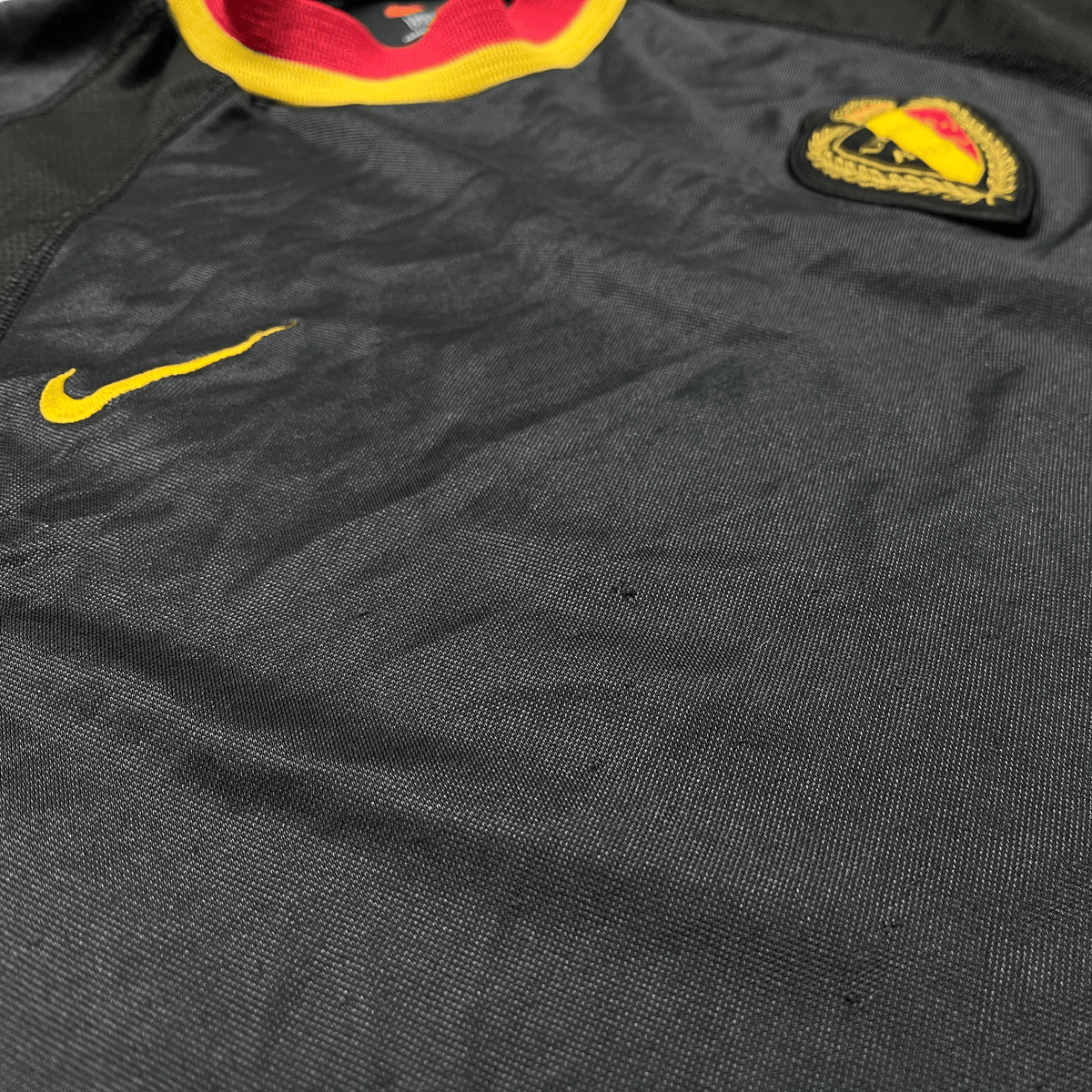 Original Belgium 2000-2002 Away football shirt, size S | Nostalgic Football Shirts