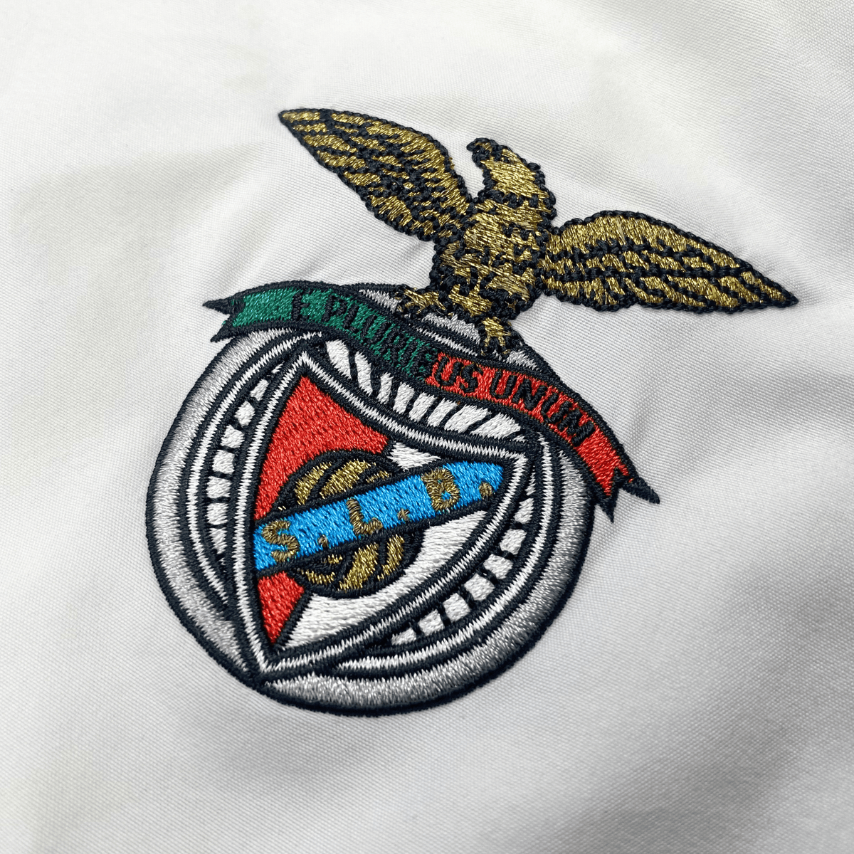 Original Benfica 2005-2006 training jacket, size XL | Nostalgic Football Shirts