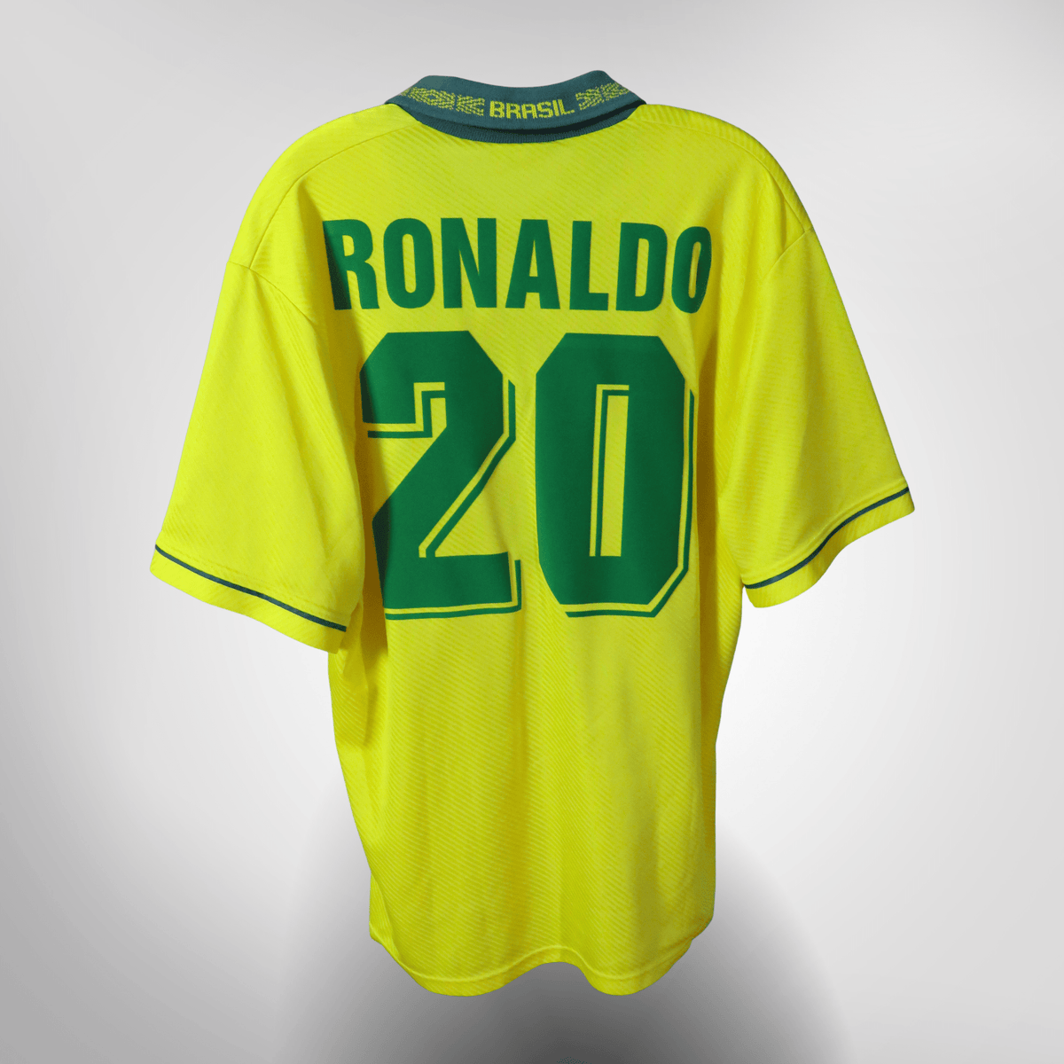 Vintage Brazil 1993-1994 Home football shirt with Ronaldo 20 print, size XL | Nostalgic Football Shirts
