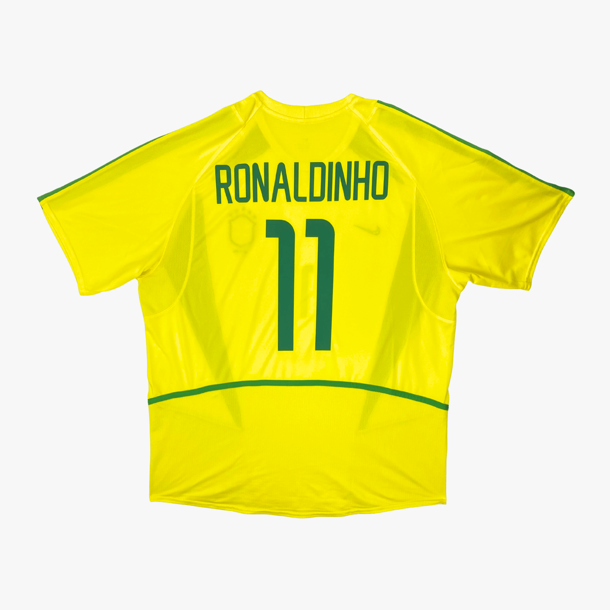 Vintage Brazil 2002-2004 Home football shirt with Ronaldinho 11 print, size XL | Nostalgic Football Shirts
