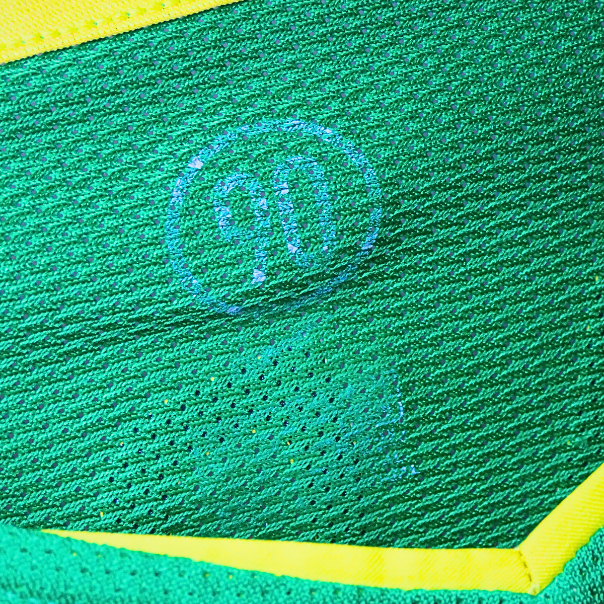 Vintage Brazil 2004-2006 Home football shirt with Roberto Carlos 6 print, size S | Nostalgic Football Shirts
