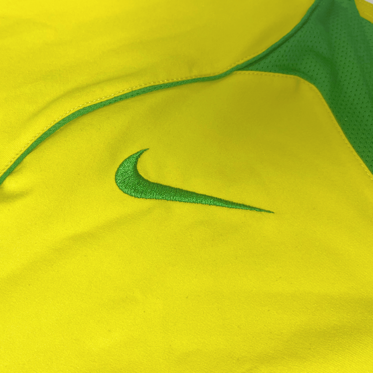 Vintage Brazil 2004-2006 Home football shirt, size L | Nostalgic Football Shirts