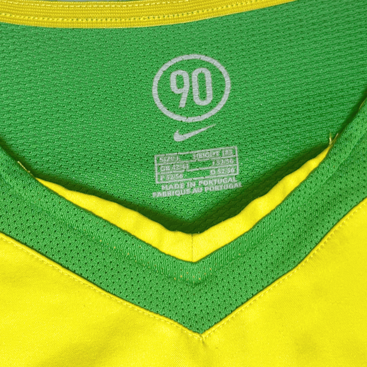 Authentic Nike Brazil 2004-2006 Home shirt, size L | Nostalgic Football Shirts