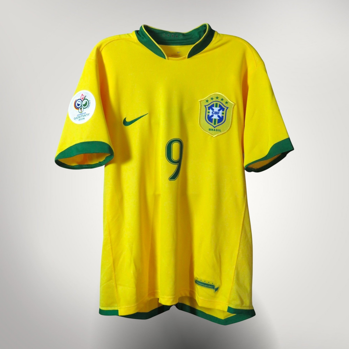 Authentic Nike Brazil 2006-2008 Home shirt, Ronaldo 9 on the back, size M | Nostalgic Football Shirts