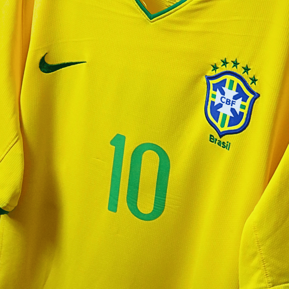 Original Brazil 2008-2010 Home football shirt, size XL, Ronaldinho 10 | Nostalgic Football Shirts