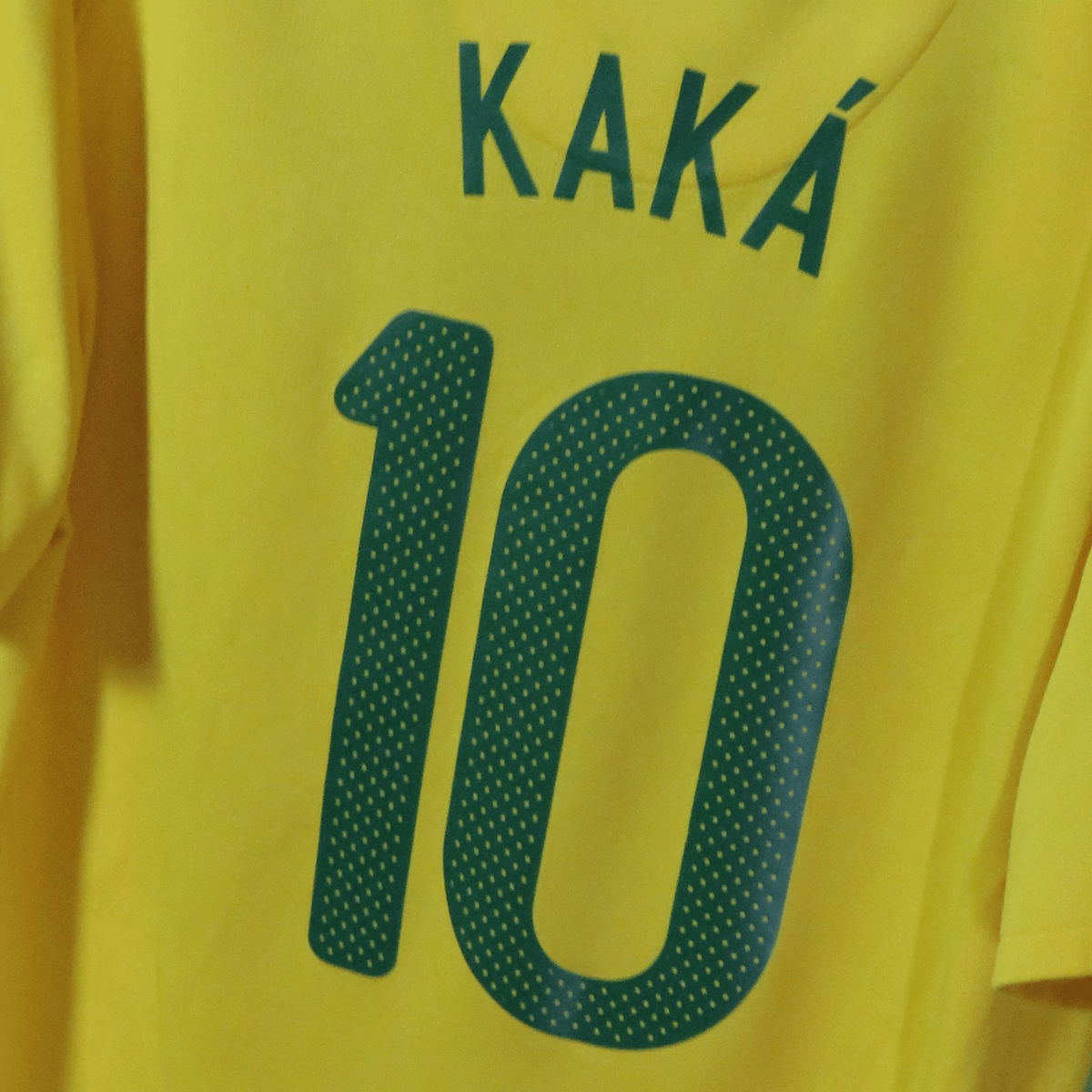 Retro Brazil 2010-2011 Home football jersey by Nike, Kaka 10, size L | Nostalgic Football Shirts