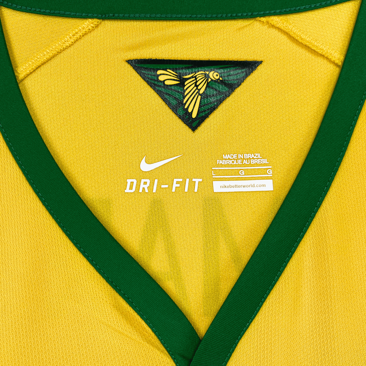 Retro Brazil 2014-2015 Home football jersey by Nike, Neymar Jr 10, size L | Nostalgic Football Shirts