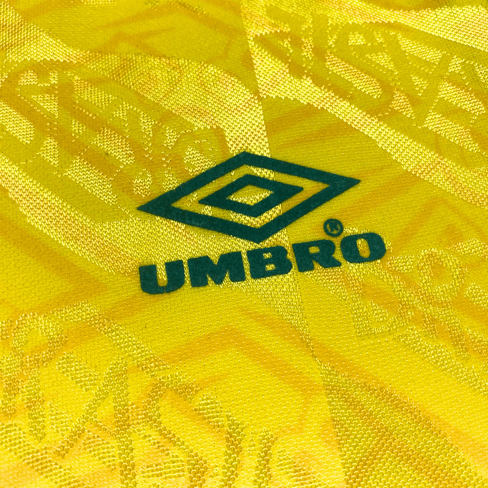 Brazil 1991-93 Home Shirt L