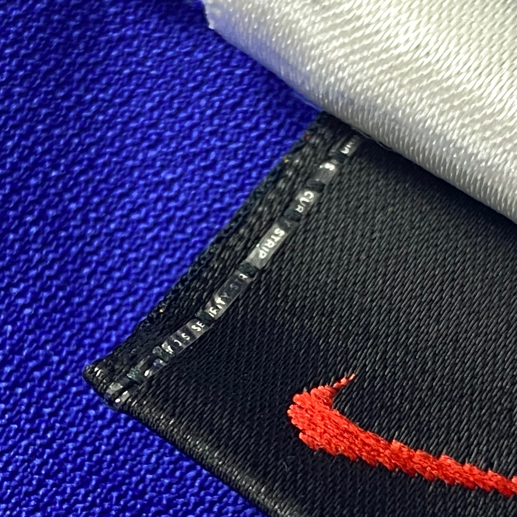 Maillot extérieur Brésil 2002-04 Ronaldinho n°10, taille L