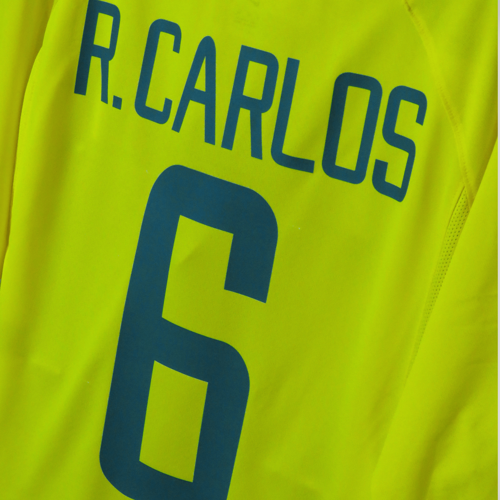 Brazil 2002-04 Home Roberto Carlos #6 Shirt M