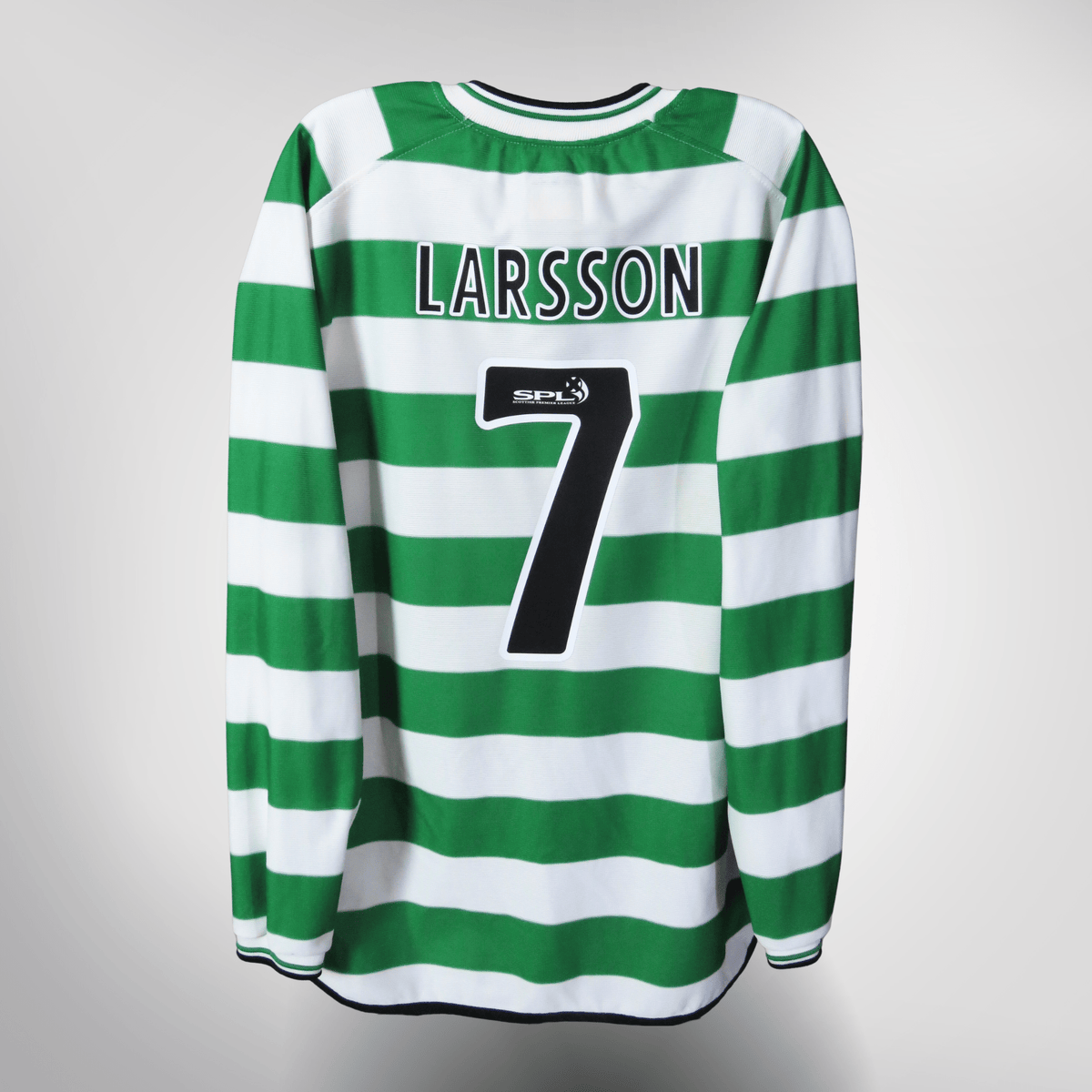 Vintage Celtic 2002-2003 Home longsleeve football shirt with Larsson 7 print, size L | Nostalgic Football Shirts