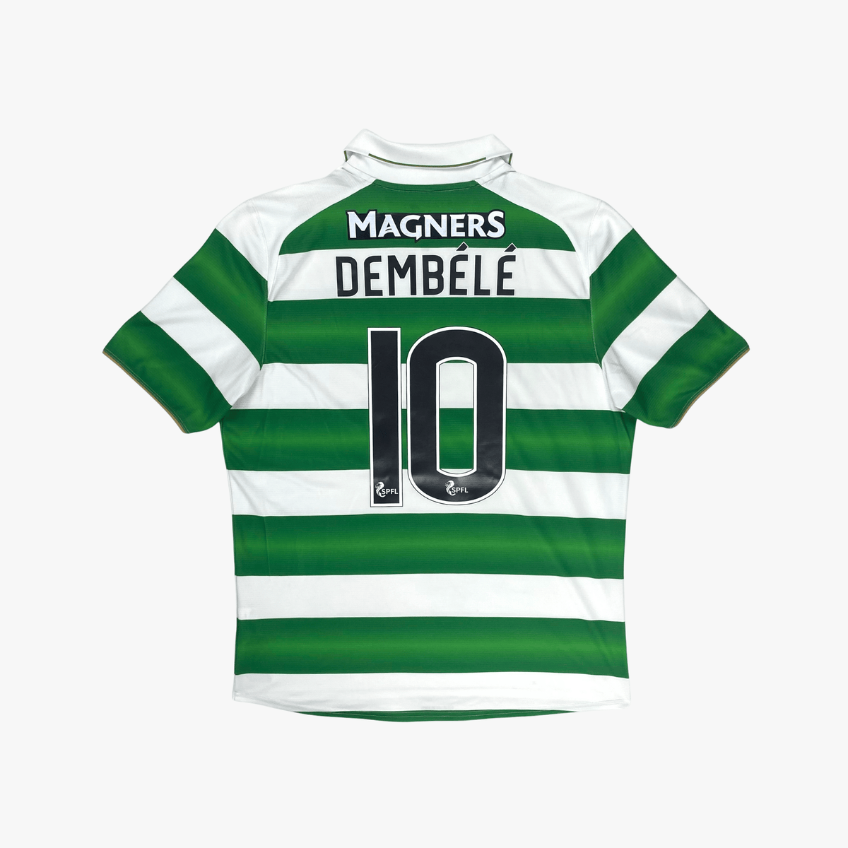 Vintage Celtic 2016-2017 Home football shirt with Moussa Dembélé 10 print, size M | Nostalgic Football Shirts