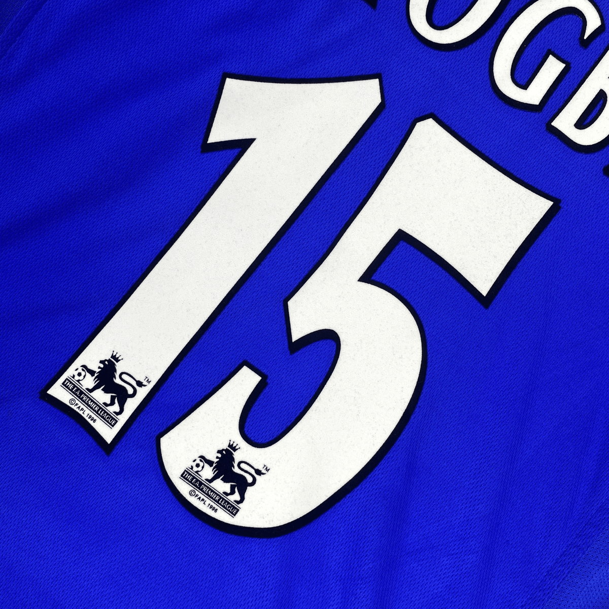 Original Chelsea 2003-2005 Home football shirt, size S, Drogba 15 | Nostalgic Football Shirts