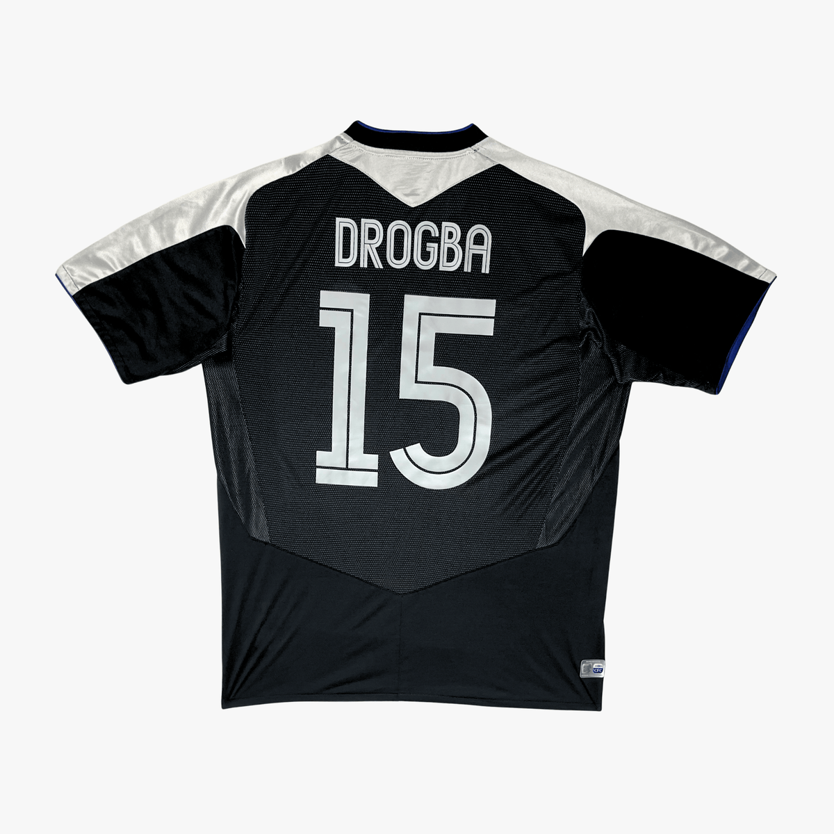 Vintage Chelsea 2004-2005 Away football shirt with Drogba 15 print, size L | Nostalgic Football Shirts