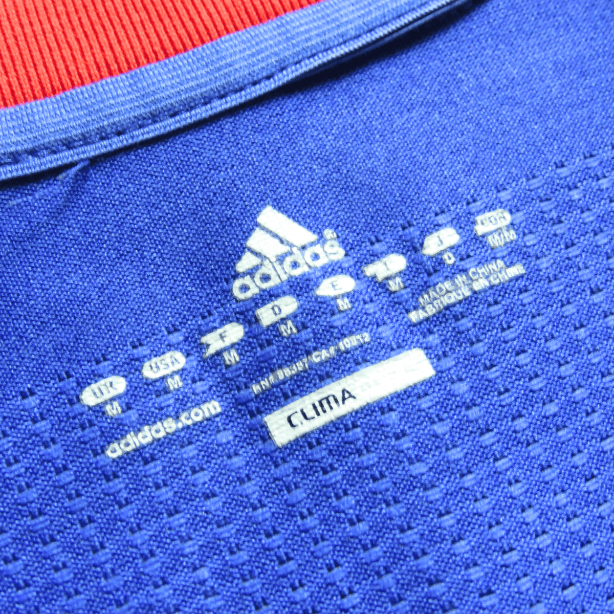 Vintage Chelsea 2010-2011 Home longsleeve football shirt with Ramires 7 print, size M | Nostalgic Football Shirts
