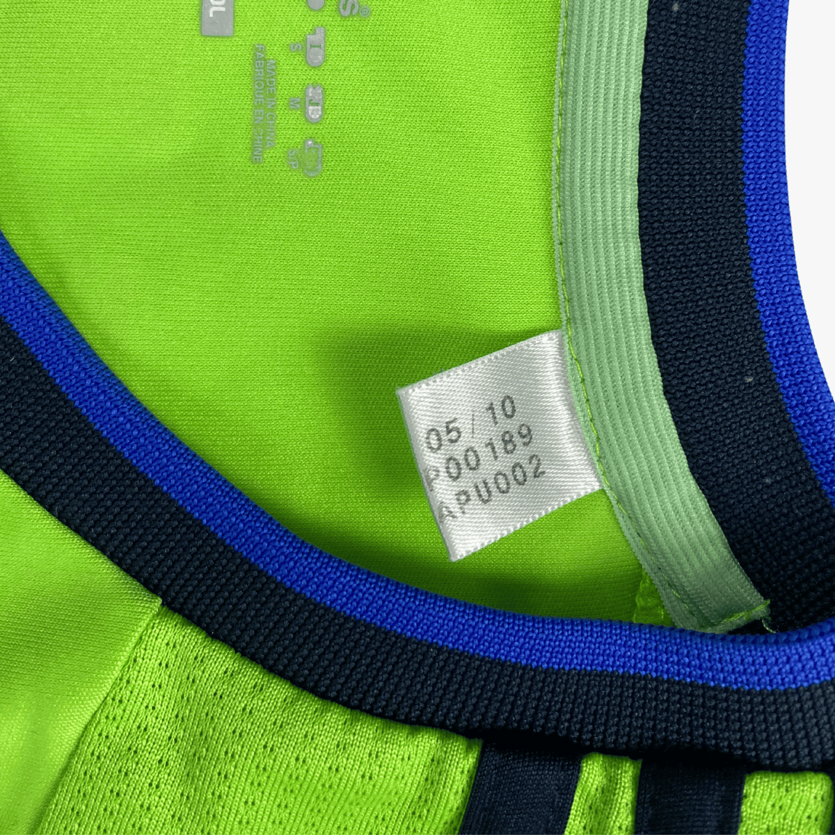 Authentic Adidas Chelsea 2010-2011 Third shirt, Terry 26 on the back, size S | Nostalgic Football Shirts