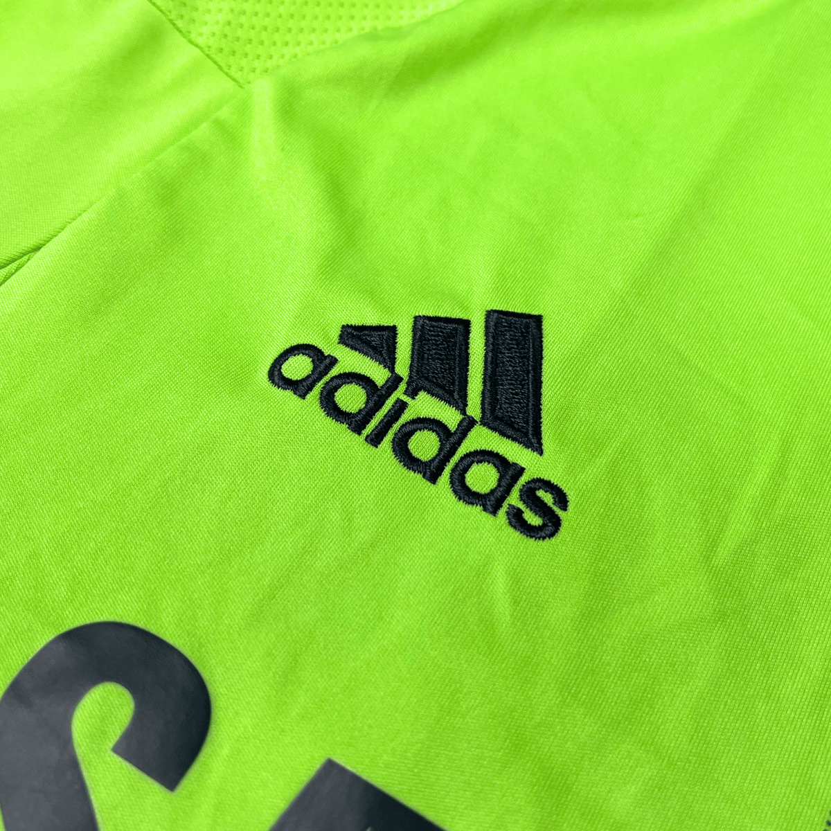 Retro Chelsea 2010-2011 Third football jersey by Adidas, Terry 26, size S | Nostalgic Football Shirts