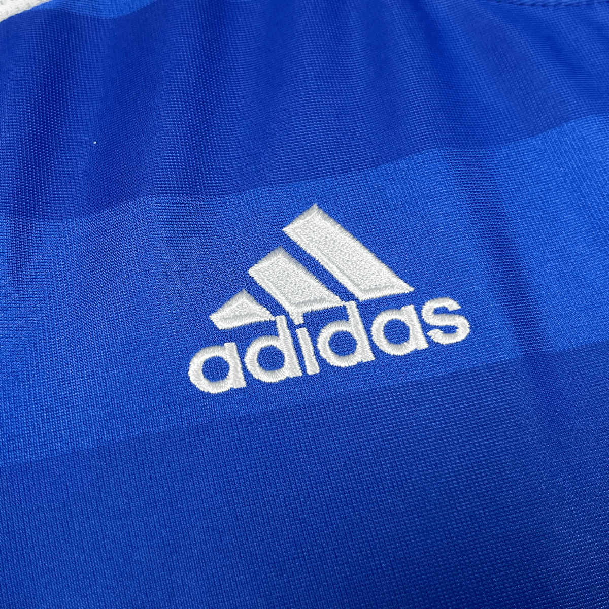 Authentic Adidas Chelsea 2011-2012 Home shirt, Torres 9 on the back | Nostalgic Football Shirts