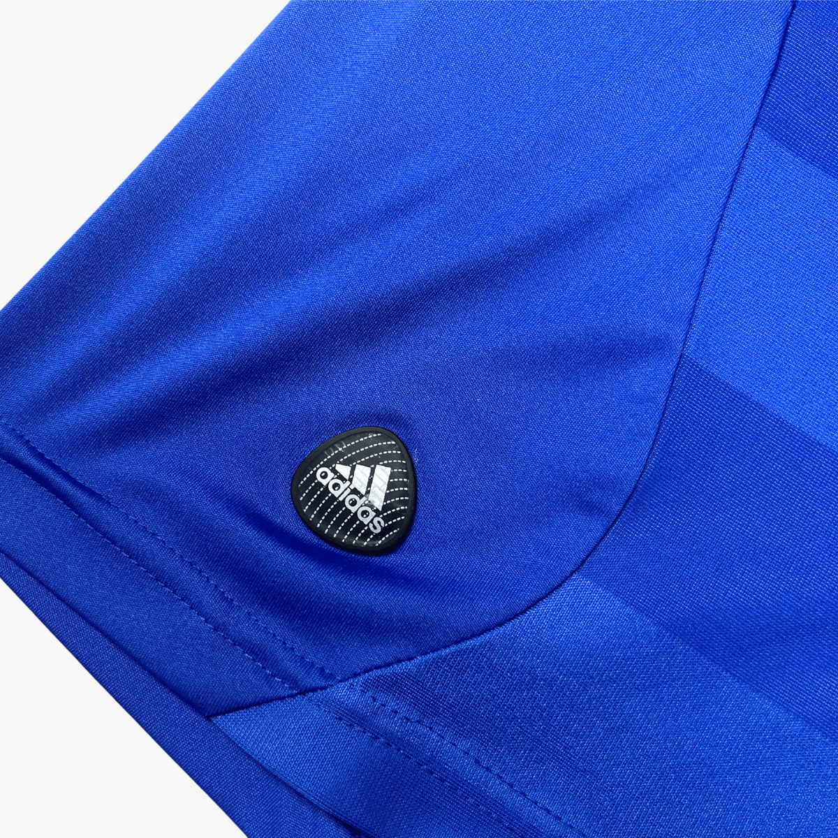Vintage Chelsea 2011-2012 Home football shirt with Torres 9 print | Nostalgic Football Shirts