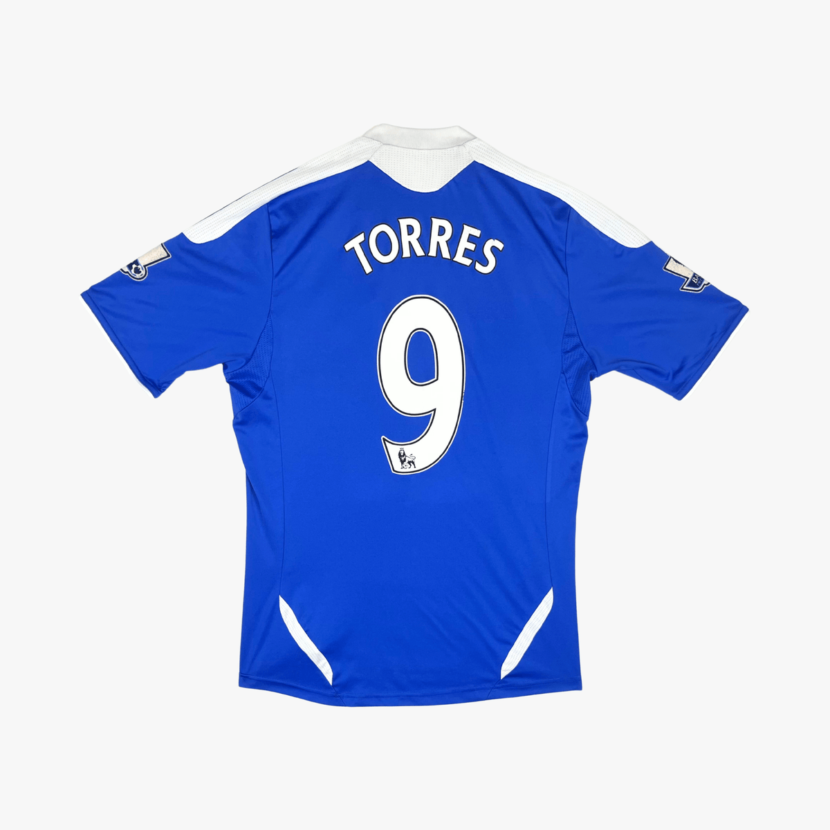 Vintage Chelsea 2011-2012 Home football shirt with Torres 9 print | Nostalgic Football Shirts