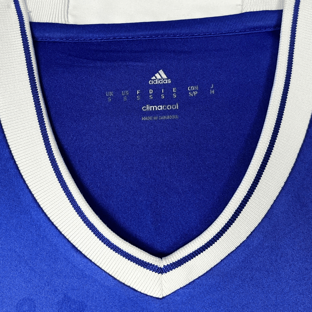 Retro Chelsea 2016-2017 Home football jersey by Adidas, Hazard 10, size S | Nostalgic Football Shirts