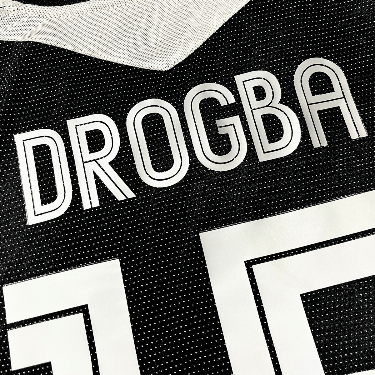 Chelsea 2004-05 Away Drogba #15 Shirt L