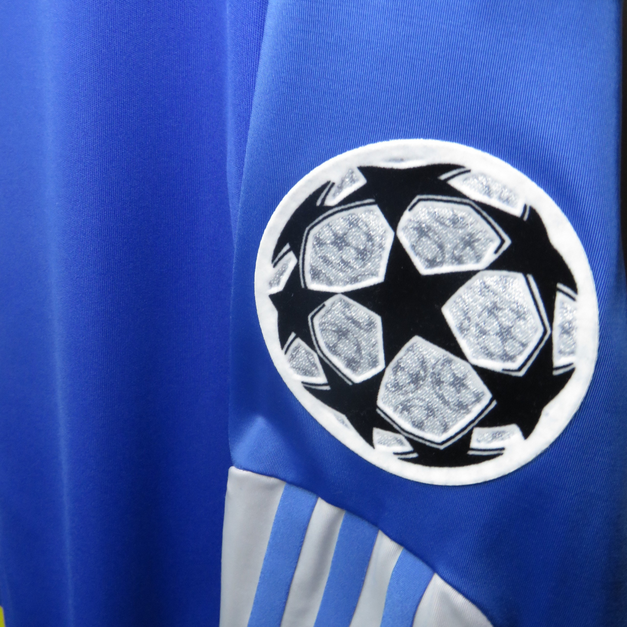 Chelsea 2011-12 Home Drogba #11 Player Issue UCL XL